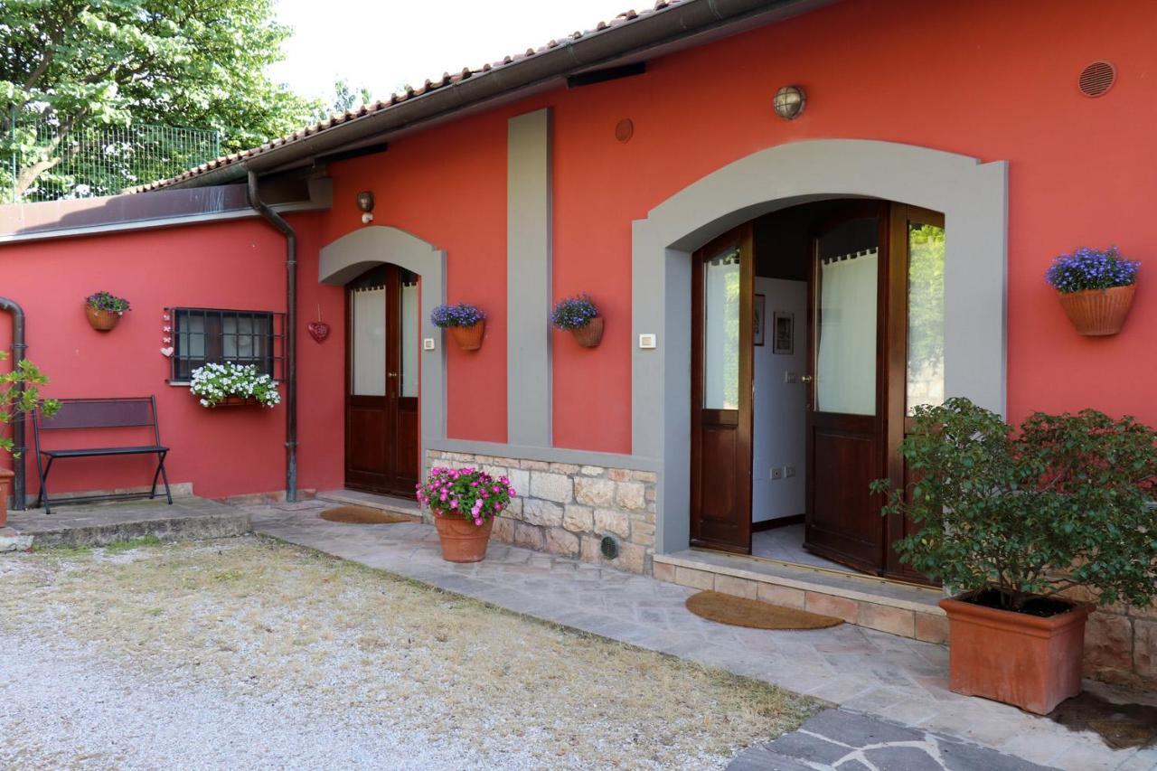 Il Turrione "App. Santa Chiara" Appartement Assisi Buitenkant foto